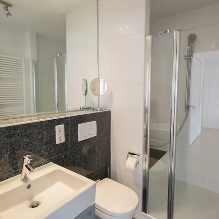 Freiburg-design-apartment 2 Апартаменты *