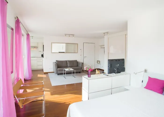 Freiburg-design-apartment 2 *